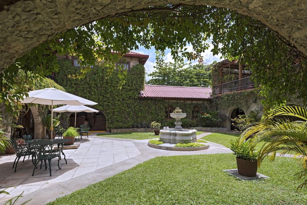 Hotel Del Patio Flores Exterior photo